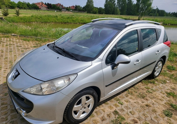 Peugeot 207 cena 12909 przebieg: 126000, rok produkcji 2009 z Sieradz małe 277